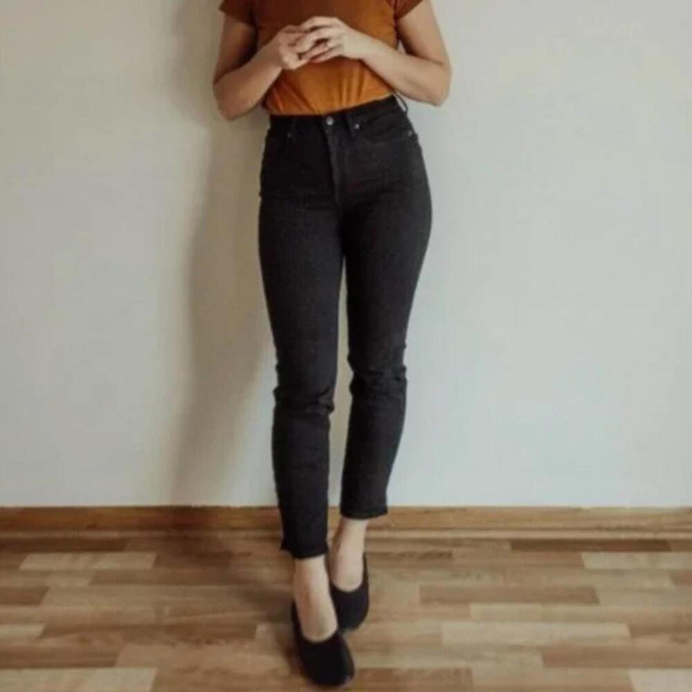 Everlane High Rise Kick Crop Jeans Washed Black Size 27